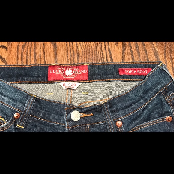 Sold! 🍒Lucky Brand Jeans Sofia Boot Cut- Final Price - Picture 3 of 5